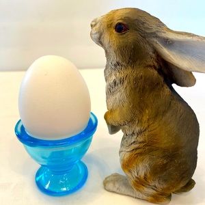 VTG Set Of 4 Egg Cups